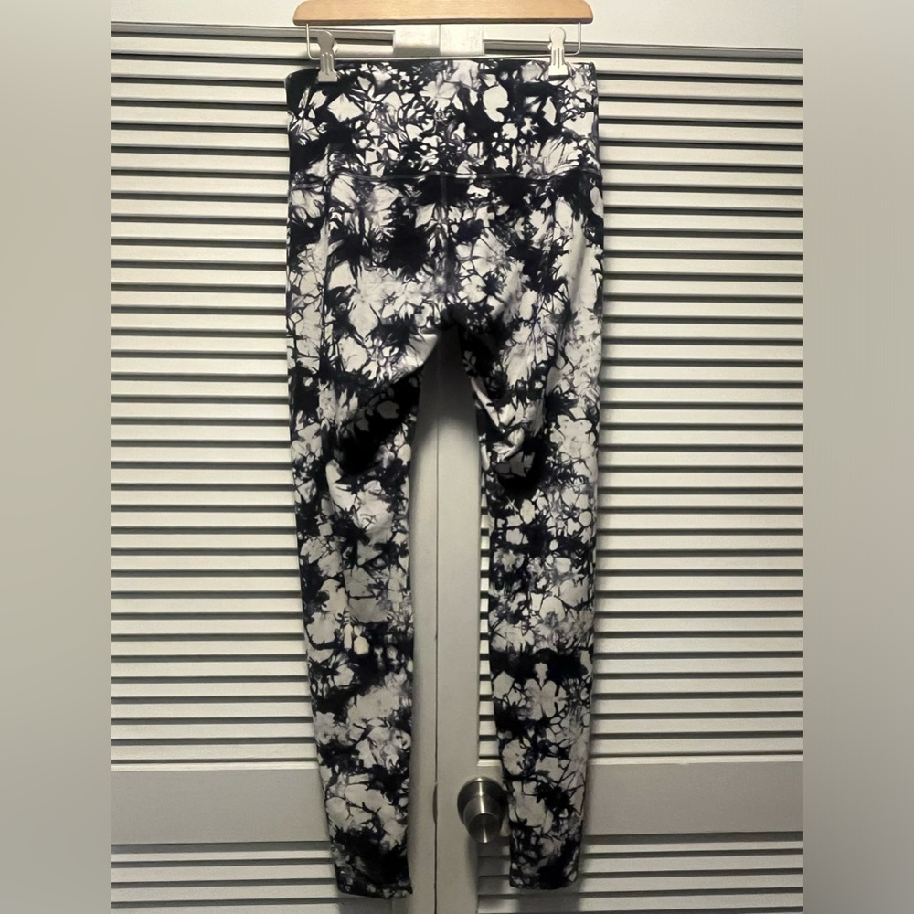Lululemon Wunder Under Tie Dye High Rise Legging Size 10 EUC - Picture 4 of 7